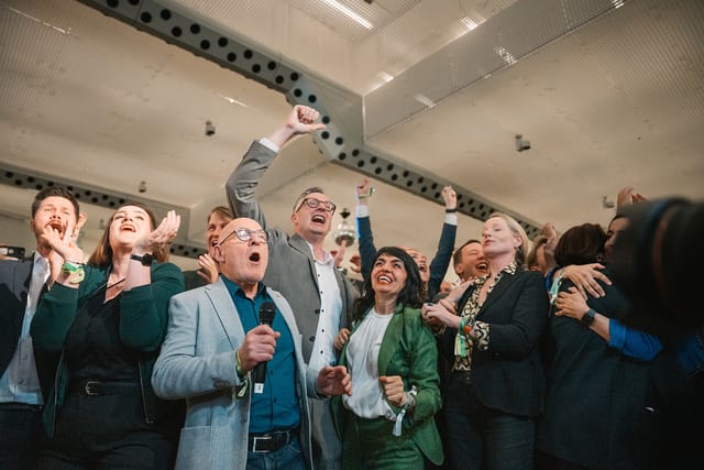 Glückwunsch und Danke!